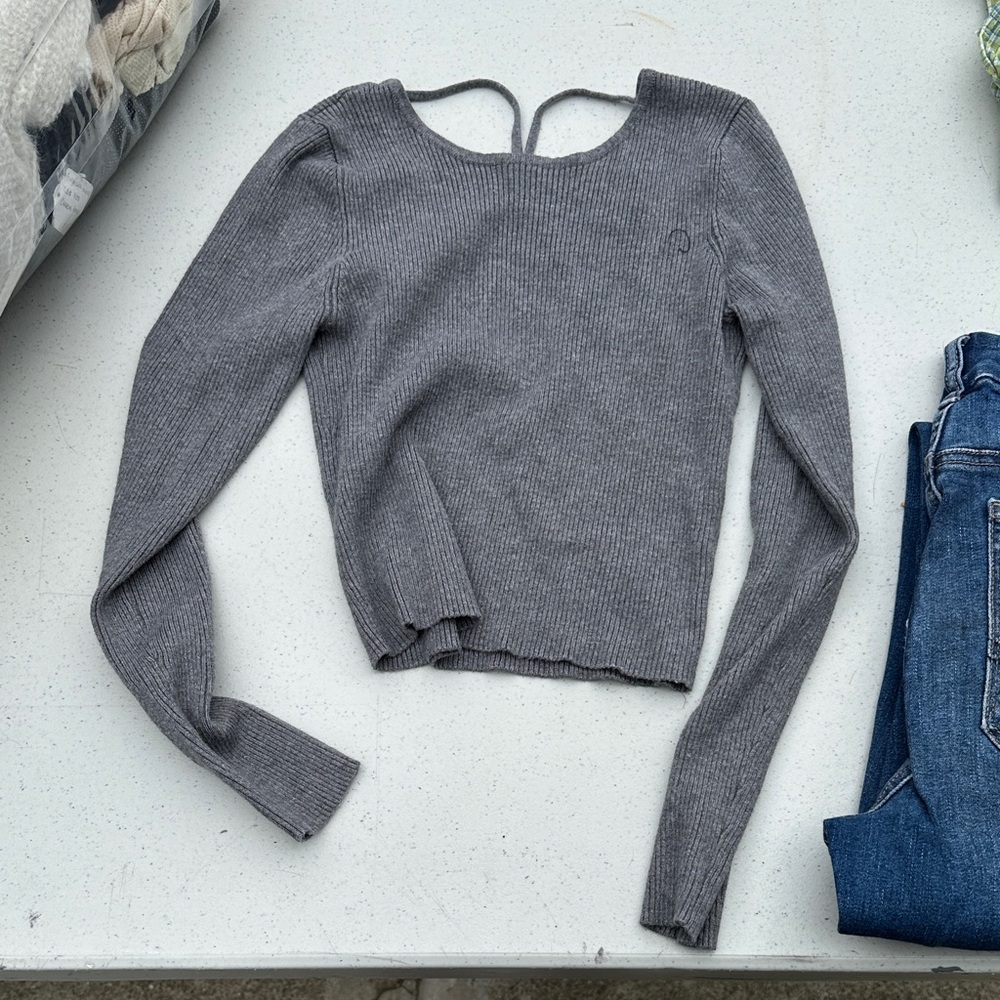 Forever 21 Gray Ribbed Knit Sweater